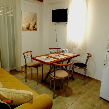 Kalamata Downtown Apartment Екстериор снимка