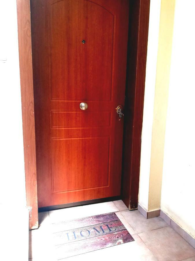 Kalamata Downtown Apartment Екстериор снимка
